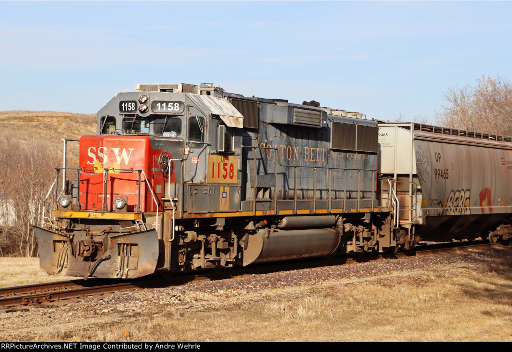 UP 1158 brings up the rear just past Turtle Town Hall Rd.